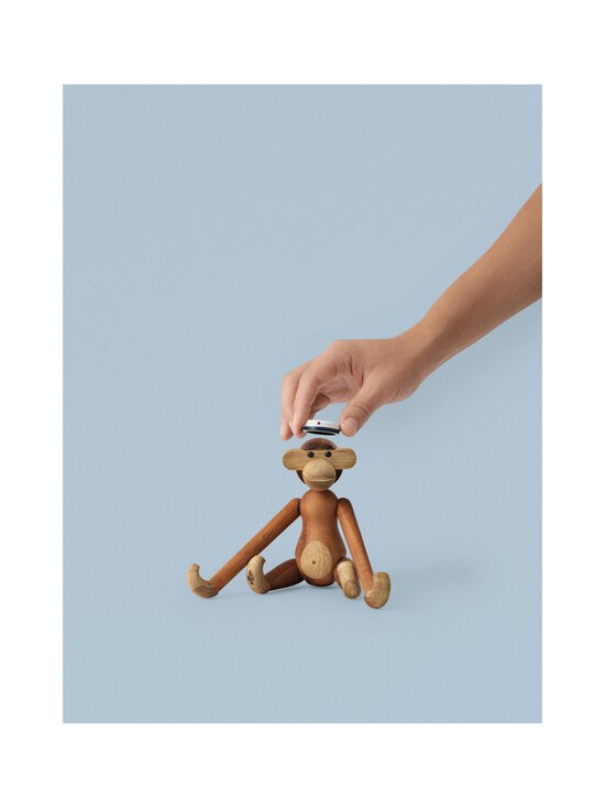 Kay Bojesen - Ylioppilaslakki puuapinalle ø 3,5 cm - MUSTA/VALKOINEN/SININEN - photo 10 Kay Bojesen - Ylioppilaslakki puuapinalle ø 3,5 cm - MUSTA/VALKOINEN/SININEN | Stockmann - photo 10