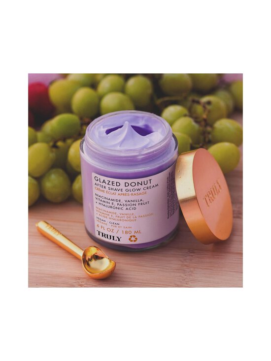 TRULY - Glazed Donut After Shave Glow Cream -vartalovoide - NOCOL | Stockmann - photo 3