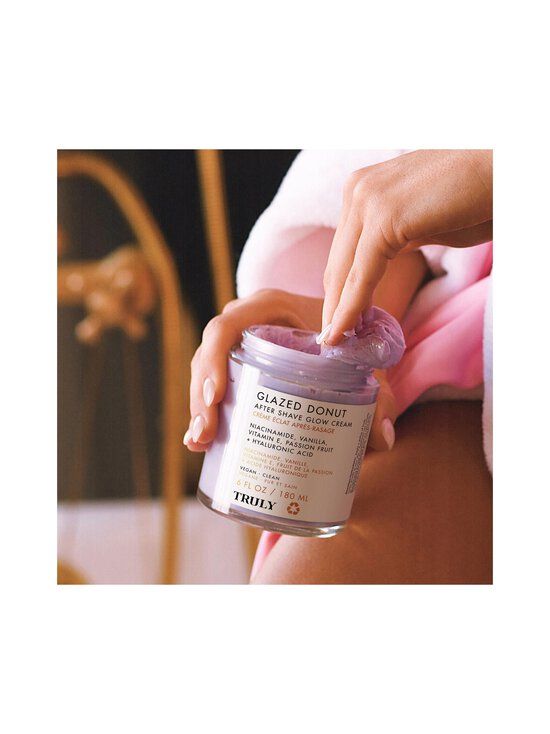 TRULY - Glazed Donut After Shave Glow Cream -vartalovoide - NOCOL | Stockmann - photo 6