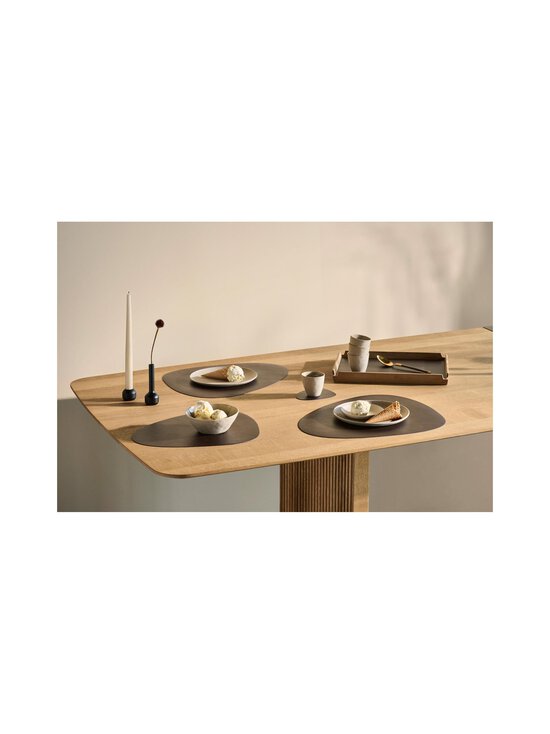 Lind DNA - Curve L Nupo ādas galda paliktnis - CAVIAR | Stockmann - photo 5