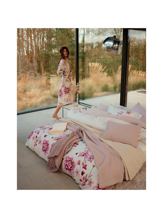 Vandyck - Padjapüür Violet Garden,  50 x 60 cm - SAND | Stockmann - photo 2