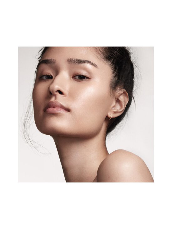 Fenty Beauty - Eaze Drop'Lit -heleyttäjä - PINK PEARL - photo 4 Fenty Beauty - Eaze Drop'Lit -heleyttäjä - PINK PEARL | Stockmann - photo 4