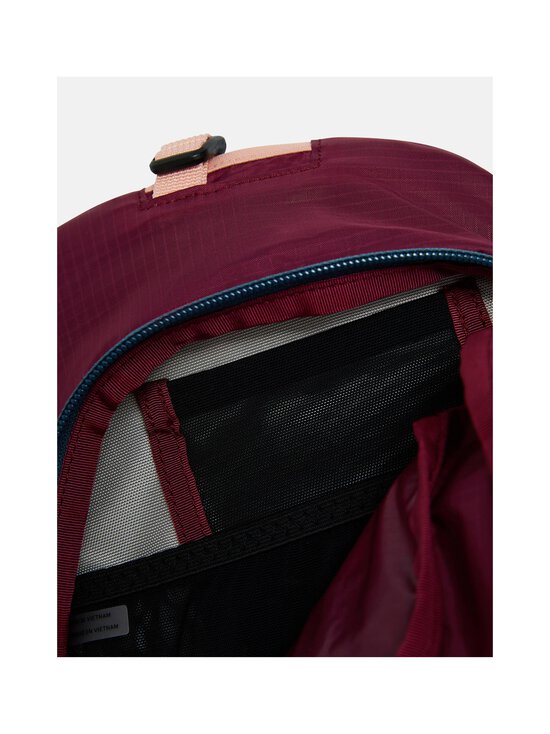 Peak Performance - Outdoor Slingbag -laukku - 040 VERTICAL ZENITH - photo 4 Peak Performance - Outdoor Slingbag -laukku - 040 VERTICAL ZENITH | Stockmann - photo 4