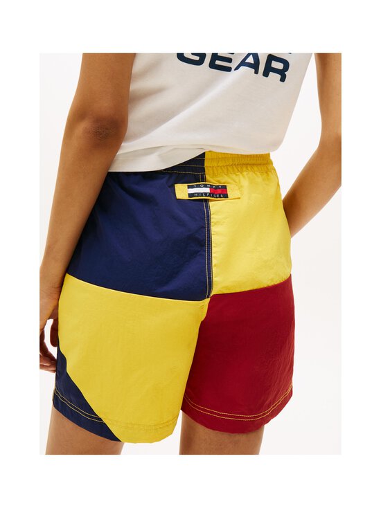 Tommy Hilfiger - Lühikesed püksid Sailing Colorblock - ZH1 SOFT SUNFLOWER / MULTI - photo 3 Tommy Hilfiger - Lühikesed püksid Sailing Colorblock - ZH1 SOFT SUNFLOWER / MULTI | Stockmann - photo 3
