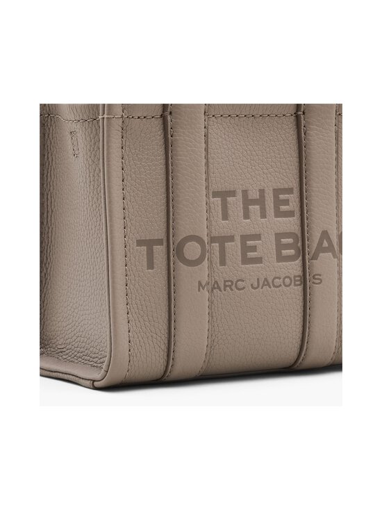 Marc Jacobs - The Micro Tote ādas soma - 055 CEMENT - photo 5 Marc Jacobs - The Micro Tote ādas soma - 055 CEMENT | Stockmann - photo 5