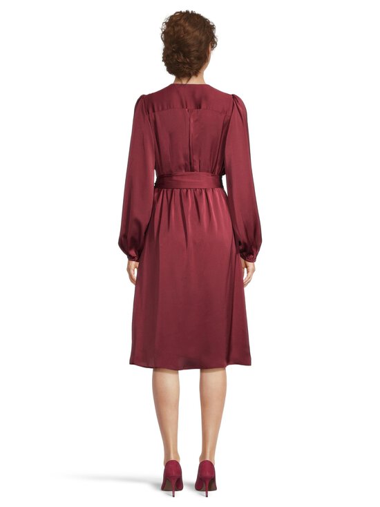 Katri Niskanen - Emily Satīna kleita - DEEP RED - photo 3 Katri Niskanen - Emily Satīna kleita - DEEP RED | Stockmann - photo 3