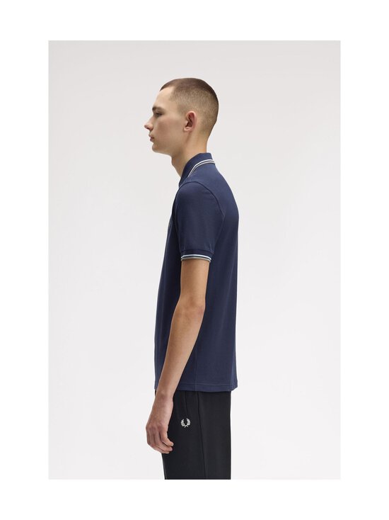 Fred Perry - Twin Tipped Slim Fit polo krekls - Z47 DRKAIRF/LIC/BAYL - photo 5 Fred Perry - Twin Tipped Slim Fit polo krekls - Z47 DRKAIRF/LIC/BAYL | Stockmann - photo 5