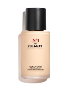 CHANEL - N°1 DE CHANEL REVITALIZING FOUNDATION Illuminates Hydrates Protects CHANEL - N°1 DE CHANEL REVITALIZING FOUNDATION Illuminates Hydrates Protects | Stockmann