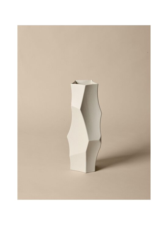 Ferm Living - Cueva vāze - OFF-WHITE - photo 2 Ferm Living - Cueva vāze - OFF-WHITE | Stockmann - photo 2