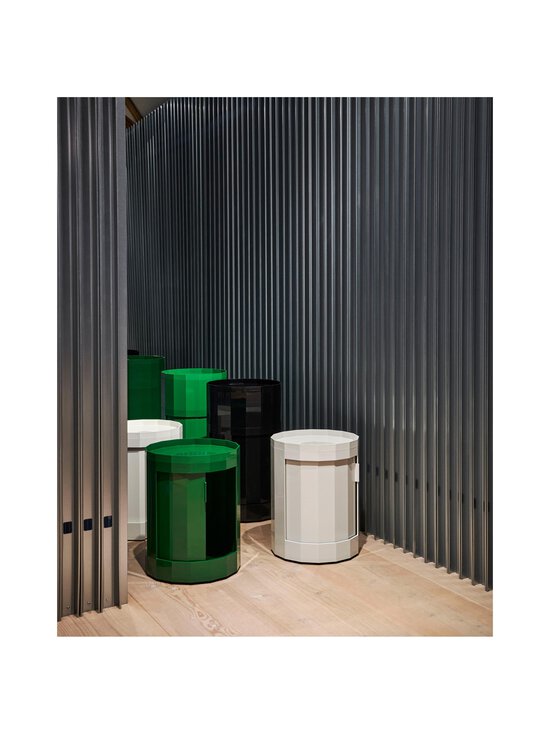 HAY - Facet High -kaappi - SPINACH GREEN - photo 7 HAY - Facet High -kaappi - SPINACH GREEN | Stockmann - photo 7