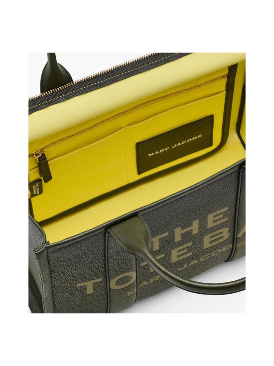 Marc Jacobs - Nahkkott The Medium Tote - 305 FOREST - photo 5 Marc Jacobs - Nahkkott The Medium Tote - 305 FOREST | Stockmann - photo 5