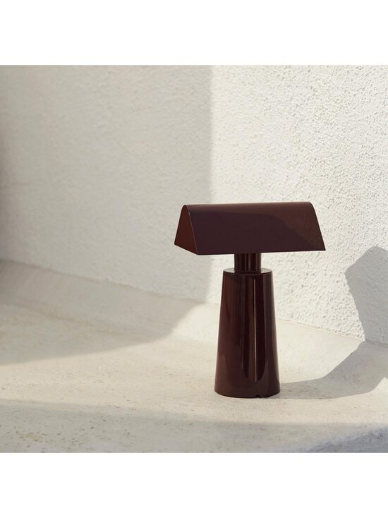 &Tradition - Caret MF1 -pöytävalaisin ladattava dark burgundy - PINK | Stockmann - photo 4