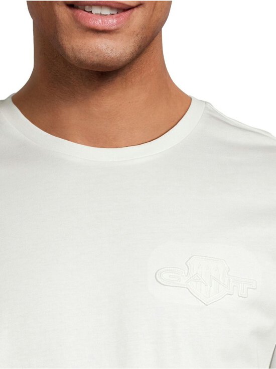 GANT - Regular Tonal Shield T-paita - 113 EGGSHELL - photo 4 GANT - Regular Tonal Shield T-paita - 113 EGGSHELL | Stockmann - photo 4
