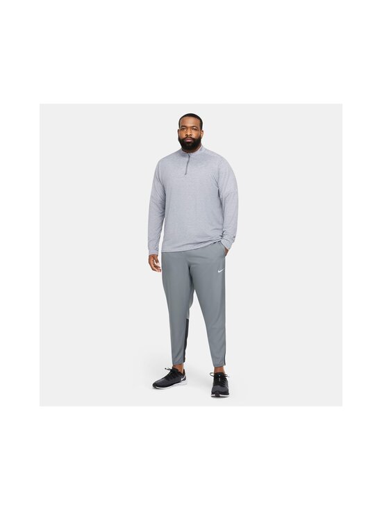 Nike - Dri-FIT 1/2-zip -treenipaita - 084 SMOKE GREY/GREY FOG/REFLECTIVE SILV - photo 6 Nike - Dri-FIT 1/2-zip -treenipaita - 084 SMOKE GREY/GREY FOG/REFLECTIVE SILV | Stockmann - photo 6