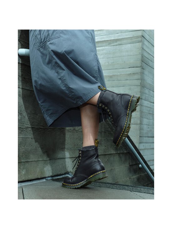Dr. Martens - Kunstkarusnahast voodriga saapad 1460 Grizzly - BLACK - photo 10 Dr. Martens - Kunstkarusnahast voodriga saapad 1460 Grizzly - BLACK | Stockmann - photo 10