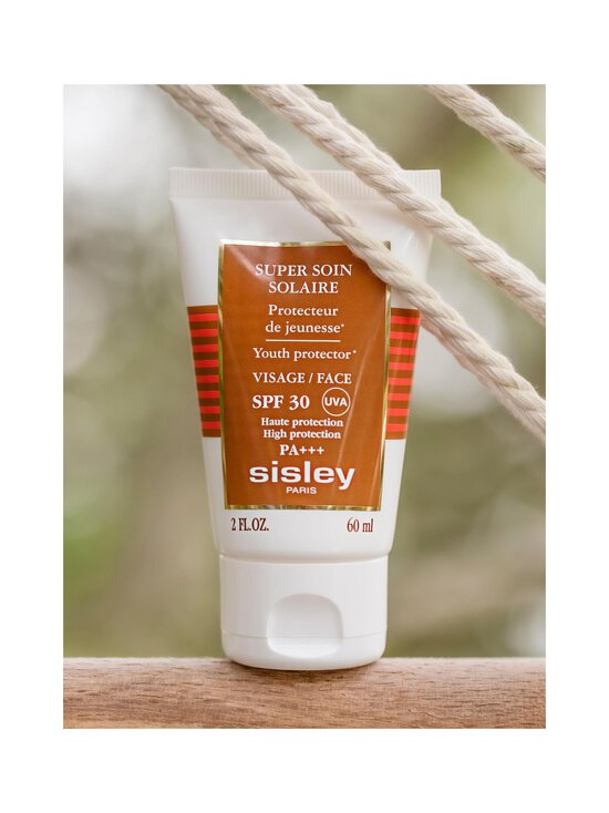 Sisley - Super Soin Solare Visage Sun Cream SPF 30 -aurinkosuoja 60 ml - photo 4 Sisley - Super Soin Solare Visage Sun Cream SPF 30 -aurinkosuoja 60 ml | Stockmann - photo 4