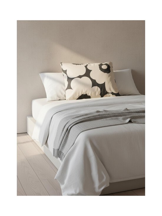 Marimekko - Unikko spilvendrāna 50 x 60 cm - 910 CHARCOAL, OFF WHITE | Stockmann - photo 2