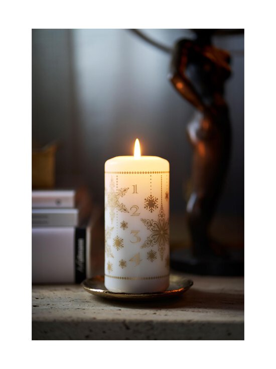 Duni - Pillar Snowstars adventes svece - WHITE - photo 2 Duni - Pillar Snowstars adventes svece - WHITE | Stockmann - photo 2