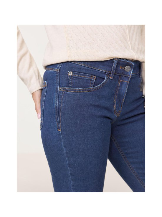 Gerry Weber Edition - Soline Best 4Me džinsi - 86900 BLUE DENIM - photo 3 Gerry Weber Edition - Soline Best 4Me džinsi - 86900 BLUE DENIM | Stockmann - photo 3