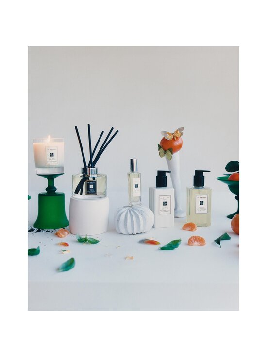 Jo Malone London - Lime Basil & Mandarin Body & Hand Wash -nestesaippua 250 ml - NOCOL - photo 3 Jo Malone London - Lime Basil & Mandarin Body & Hand Wash -nestesaippua 250 ml - NOCOL | Stockmann - photo 3
