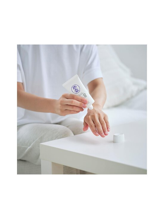 KIKU-MASAMUNE - Sake Hand Cream Serum -käsivoide-seerumi - NOCOL | Stockmann - photo 3