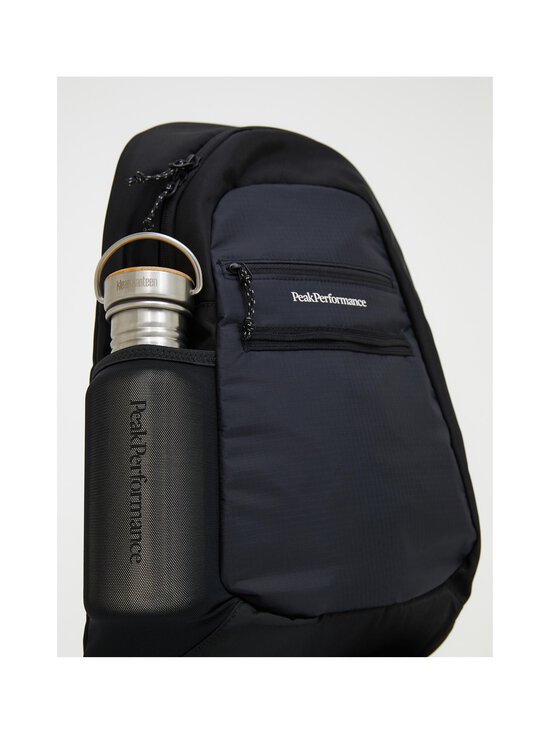 Peak Performance - Outdoor Crossbody -laukku 8 l - 010 BLACK - photo 8 Peak Performance - Outdoor Crossbody -laukku 8 l - 010 BLACK | Stockmann - photo 8