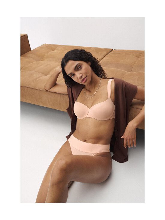 Triumph - Rinnahoidja Body Make-Up Illusion Balconette - 7835 POWDER BLUSH - photo 3 Triumph - Rinnahoidja Body Make-Up Illusion Balconette - 7835 POWDER BLUSH | Stockmann - photo 3