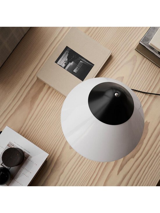 Carl Hansen&Son - HJW02 Opala Midi -pöytävalaisin - KROMI,MUSTA,VALKOINEN | Stockmann - photo 3