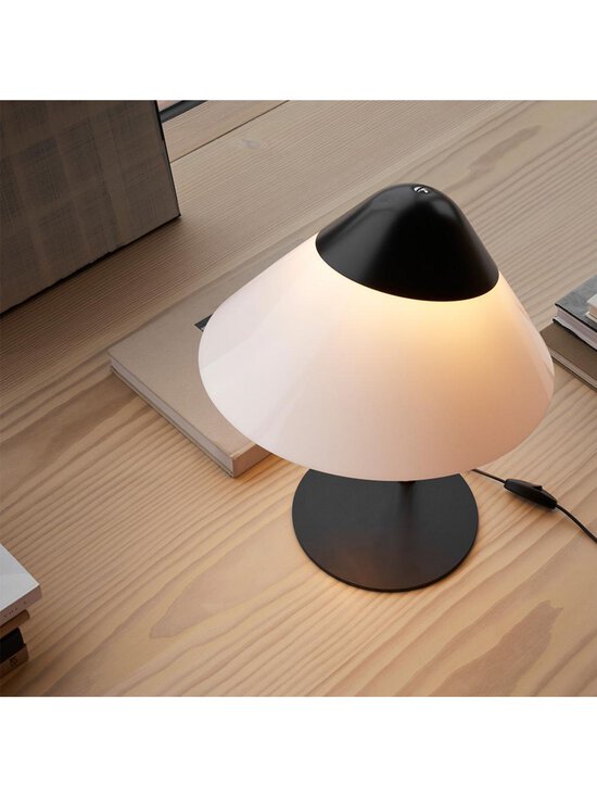 Carl Hansen&Son - HJW02 Opala Midi -pöytävalaisin - KROMI,MUSTA,VALKOINEN | Stockmann - photo 5