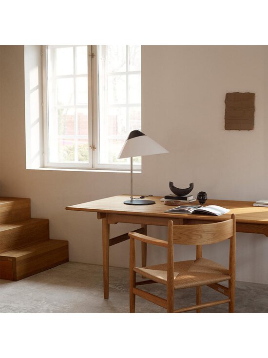Carl Hansen&Son - HJW02 Opala Midi -pöytävalaisin - KROMI,MUSTA,VALKOINEN | Stockmann - photo 9