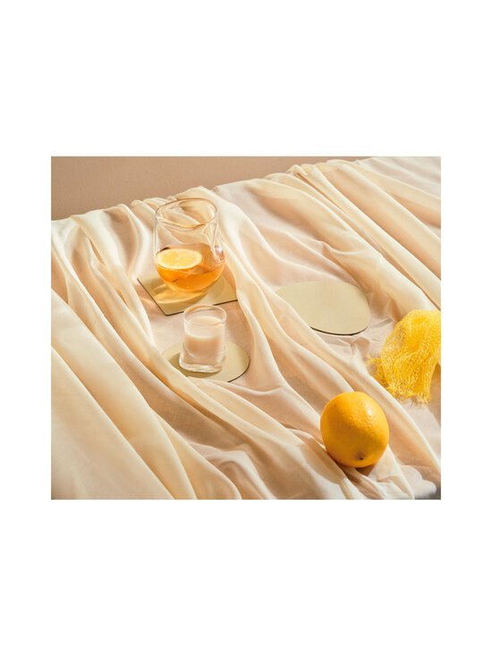 Lind DNA - Nupo Curve glāzes paliktnis - LEMON SORBET - photo 4 Lind DNA - Nupo Curve glāzes paliktnis - LEMON SORBET | Stockmann - photo 4