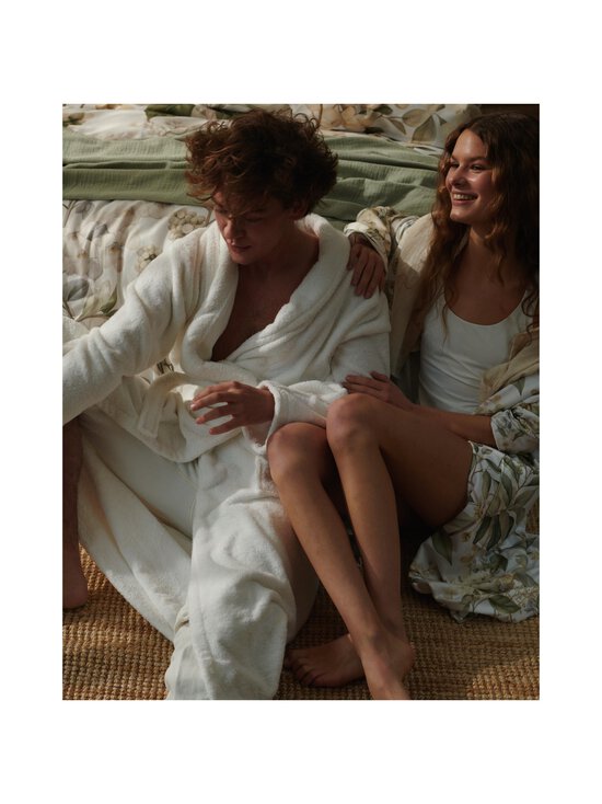 Vandyck - Camille-veluurikylpytakki - 189 CREAM TAN | Stockmann - photo 3
