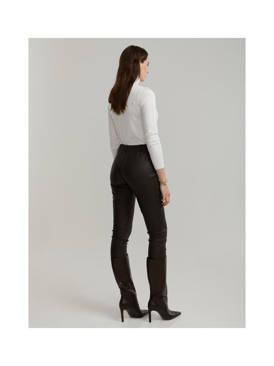 Andiata - Polana Knit Roll Neck -poolopaita - CHALK WHITE - photo 2 Andiata - Polana Knit Roll Neck -poolopaita - CHALK WHITE | Stockmann - photo 2