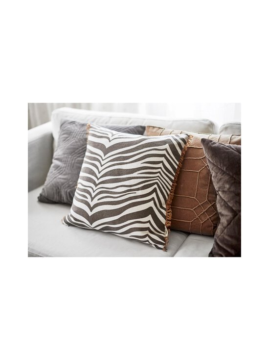 Classic Collection - Zebra-sisustustyyny 50 x 50 cm - SIMPLY TAUPE - photo 2 Classic Collection - Zebra-sisustustyyny 50 x 50 cm - SIMPLY TAUPE | Stockmann - photo 2