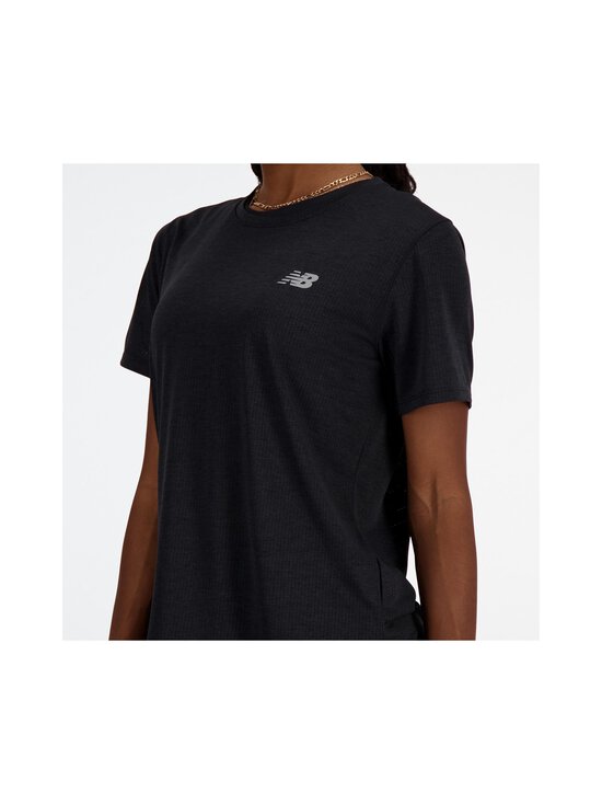 New Balance - Athletics T-Shirt treniņu krekls - BKH BLACK HEATHER - photo 4 New Balance - Athletics T-Shirt treniņu krekls - BKH BLACK HEATHER | Stockmann - photo 4