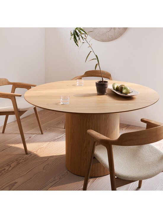 BoConcept - Santiago -jatkettava ruokapöytä luonnonvärinen tammi ⌀ 135/181 cm - BROWN | Stockmann - photo 6