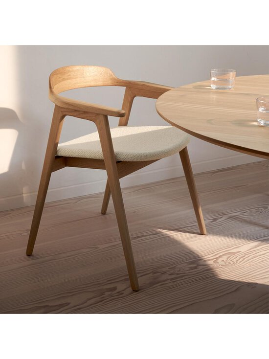 BoConcept - Santiago -jatkettava ruokapöytä luonnonvärinen tammi ⌀ 135/181 cm - BROWN | Stockmann - photo 7