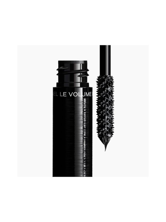 CHANEL - LE VOLUME RÉVOLUTION DE CHANEL Extreme Volume Mascara 3D Printed Brush - 10 NOIR - photo 2 CHANEL - LE VOLUME RÉVOLUTION DE CHANEL Extreme Volume Mascara 3D Printed Brush - 10 NOIR | Stockmann - photo 2