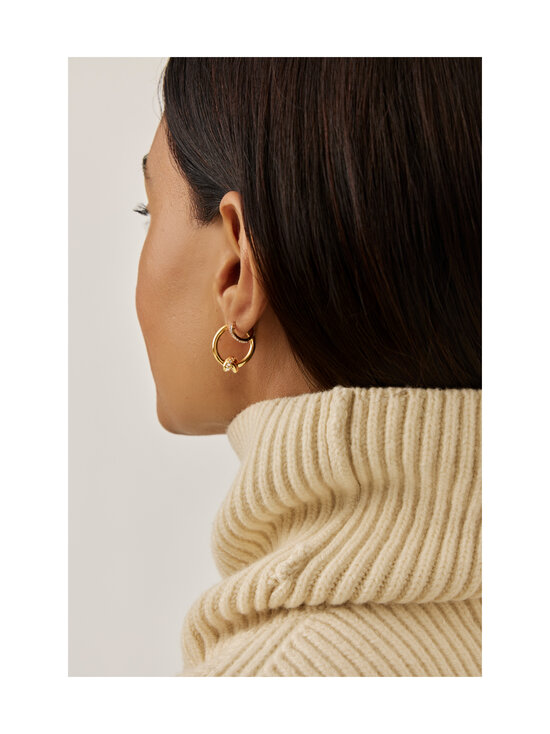 MISSOMA - Kõrvarõngad Lucy Williams Pavé Knot Small - GOLD | Stockmann - photo 4