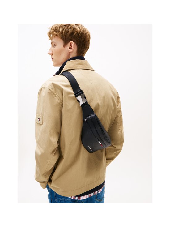Tommy Hilfiger - TH Central Bumbag -vyölaukku - BDS BLACK - photo 2 Tommy Hilfiger - TH Central Bumbag -vyölaukku - BDS BLACK | Stockmann - photo 2