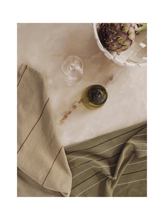 Ferm Living - Ito Tea Towels 2 pcs 70 x 50 cm - SEAWEED/FLAX - photo 4 Ferm Living - Ito Tea Towels 2 pcs 70 x 50 cm - SEAWEED/FLAX | Stockmann - photo 4