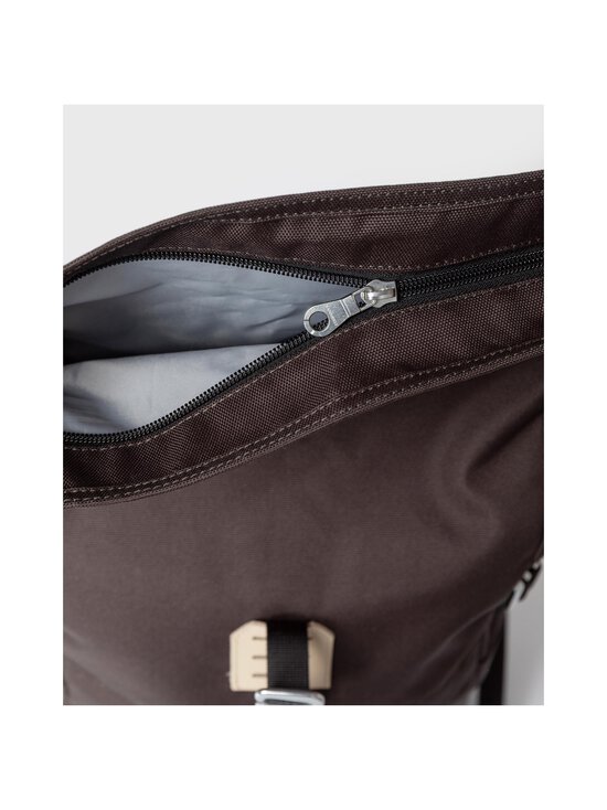Sandqvist - Seljakott Icon Rolltop Backpack M - BROWN BROWN - photo 8 Sandqvist - Seljakott Icon Rolltop Backpack M - BROWN BROWN | Stockmann - photo 8