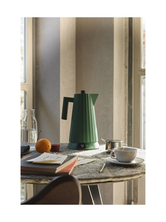 Alessi - Plissé tējkanna ar temperatūras kontroli 1,7 l - GR GREEN - photo 6 Alessi - Plissé tējkanna ar temperatūras kontroli 1,7 l - GR GREEN | Stockmann - photo 6