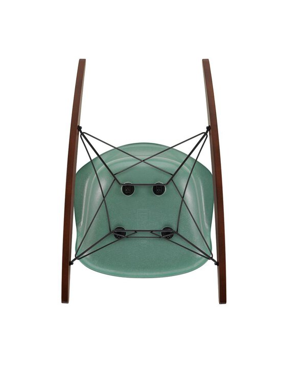 Vitra - Eames RAR Fiberglass -keinutuoli sea foam green/musta/tumma vaahtera - GREEN | Stockmann - photo 4