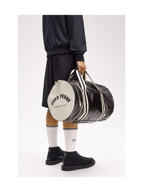 Fred Perry - Kott Barrel - D57 BLACK / ECRU - photo 6 Fred Perry - Kott Barrel - D57 BLACK / ECRU | Stockmann - photo 6