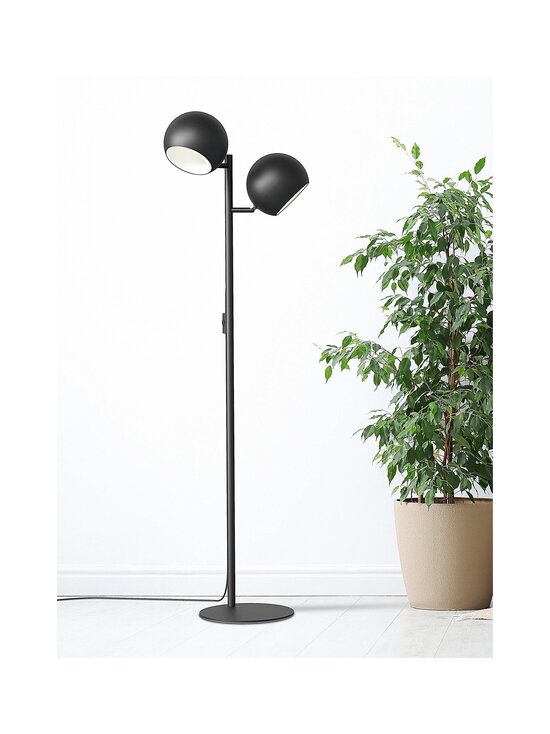 Design by Grönlund - Round Double -lattiavalaisin 145 cm - 05 MATT BLACK - photo 4 Design by Grönlund - Round Double -lattiavalaisin 145 cm - 05 MATT BLACK | Stockmann - photo 4