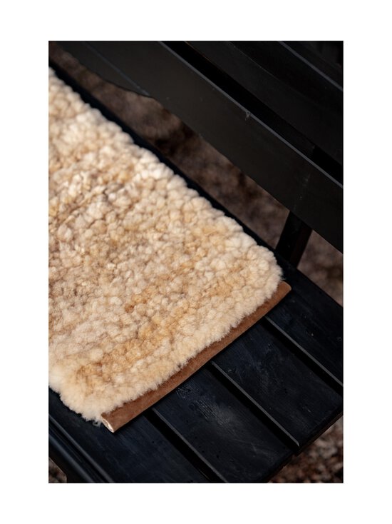 Shepherd - Lagan Seat Cushion 30x80 - CHESTNUT - photo 3 Shepherd - Lagan Seat Cushion 30x80 - CHESTNUT | Stockmann - photo 3