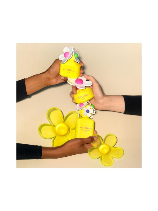 Marc Jacobs - Daisy Glow -tuoksu - NOCOL - photo 8 Marc Jacobs - Daisy Glow -tuoksu - NOCOL | Stockmann - photo 8