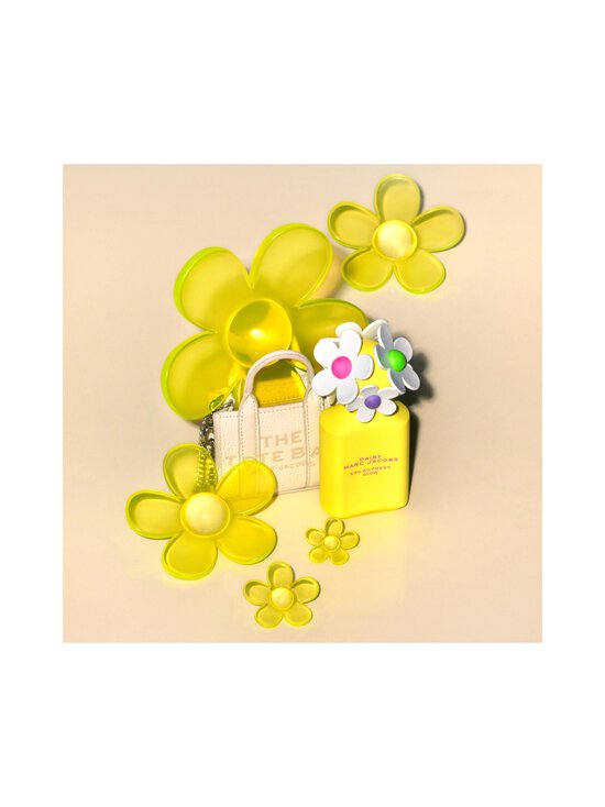 Marc Jacobs - Lõhn Daisy Eau so Fresh Glow - NOCOL - photo 5 Marc Jacobs - Lõhn Daisy Eau so Fresh Glow - NOCOL | Stockmann - photo 5