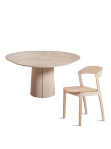 Skovby Möbelfabrik - #33 -jatkettava pöytä ja #827-tuolit - TAMMI | Stockmann
